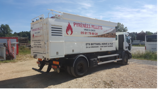 Camion de pellets